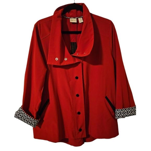 CHICO'S ZENERGY Red Jacket Black Snap - Size 2 (Fits Size 12) - Picture 1 of 8
